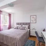 Pavle Apartman