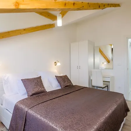 شقة Pavle دوبروفينك